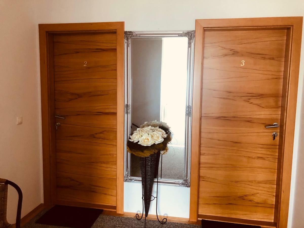 Rooms Jana Слуни Екстериор снимка